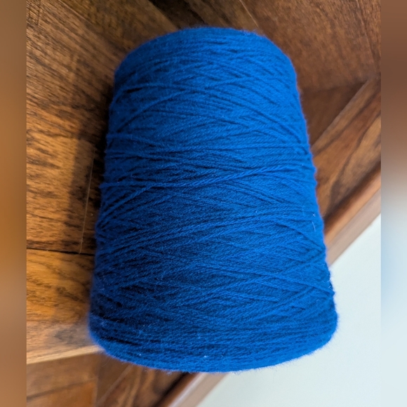 Bramwell Roselan Double Knit Yarn on a cone Royal 505g - Picture 5 of 9